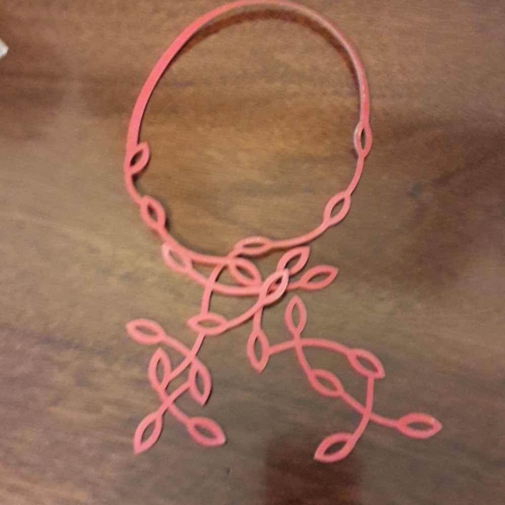 Leather cut neckpiece